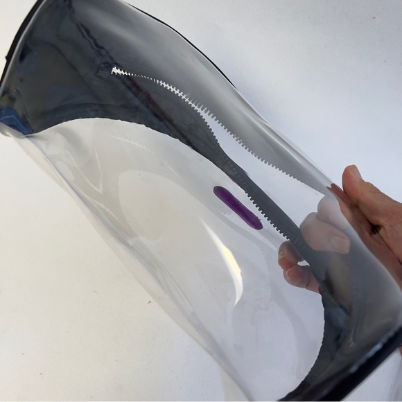 CABOODLES 2 Makeup Clear Cases - Picture 6 of 9